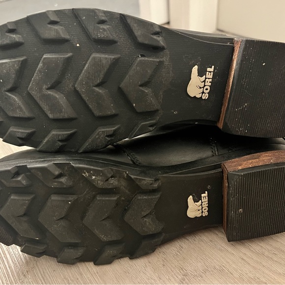 Sorel waterproof mid boots - Picture 8 of 9